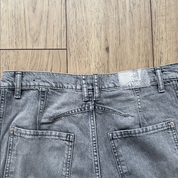 We The Free Wide Leg Relaxed Fit Gray Jeans Women’s Size 30 - Picture 12 of 14